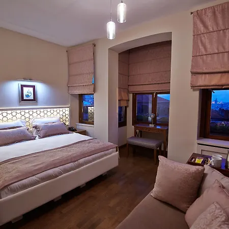 Arart Hotel