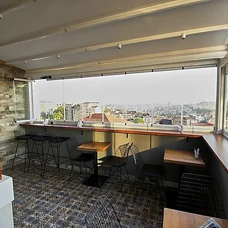 Hotel Arart 3*