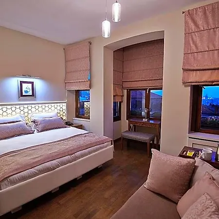 Arart Hotel