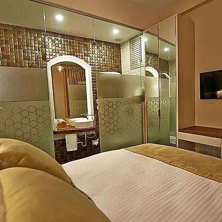 Hotel Arart