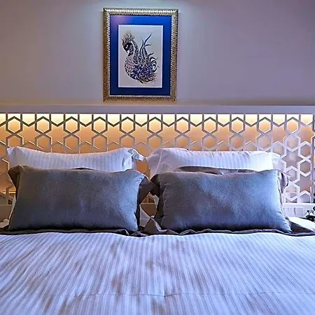 Arart Hotel 3*