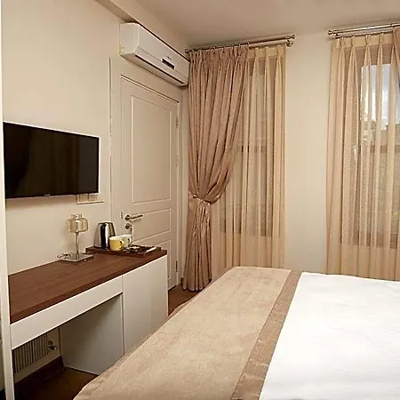 Hotel Arart