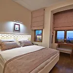 Arart Hotel 3*